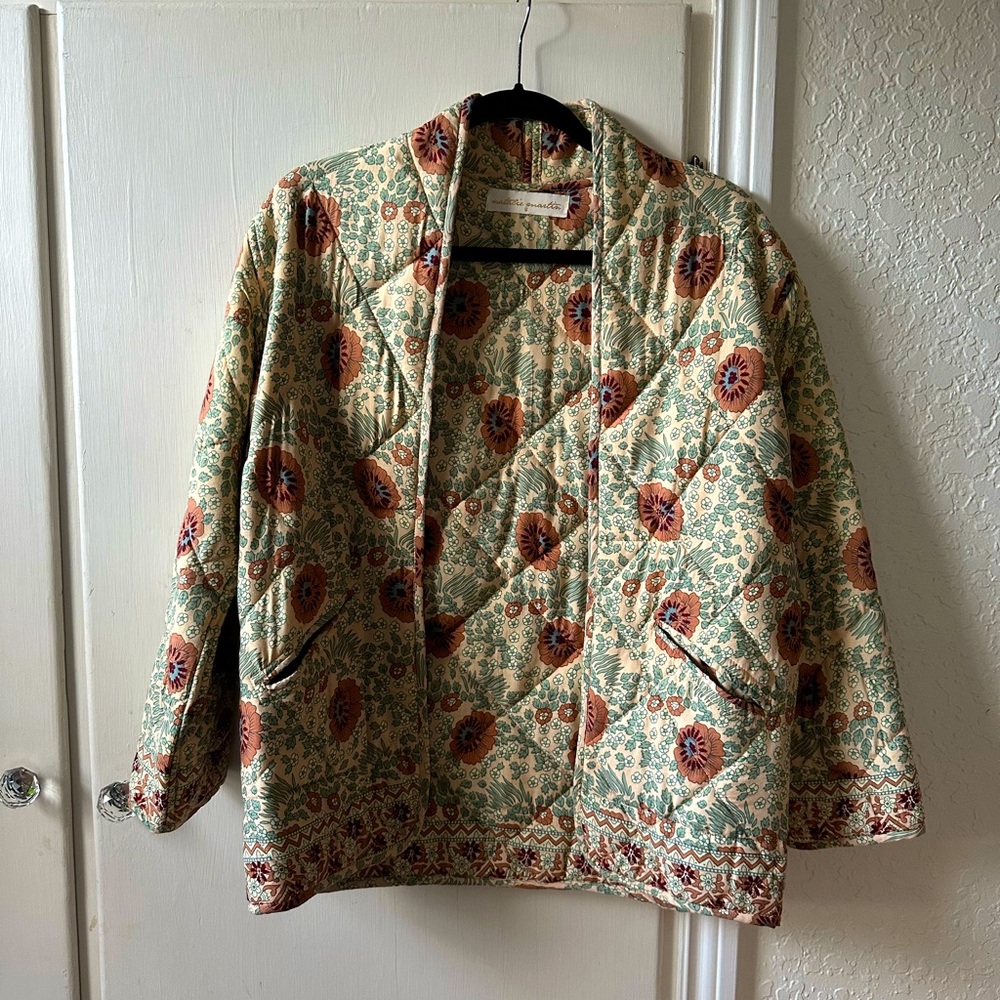 NWOT Natalie Martin Quilted Vintage Floral Pattern Coat